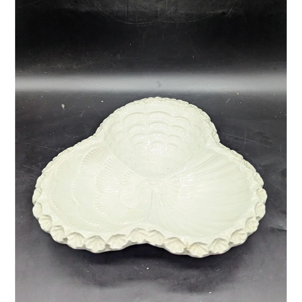 Vintage Italian Pottery White Scalloped 3 Section Serving Nut Bowl 9